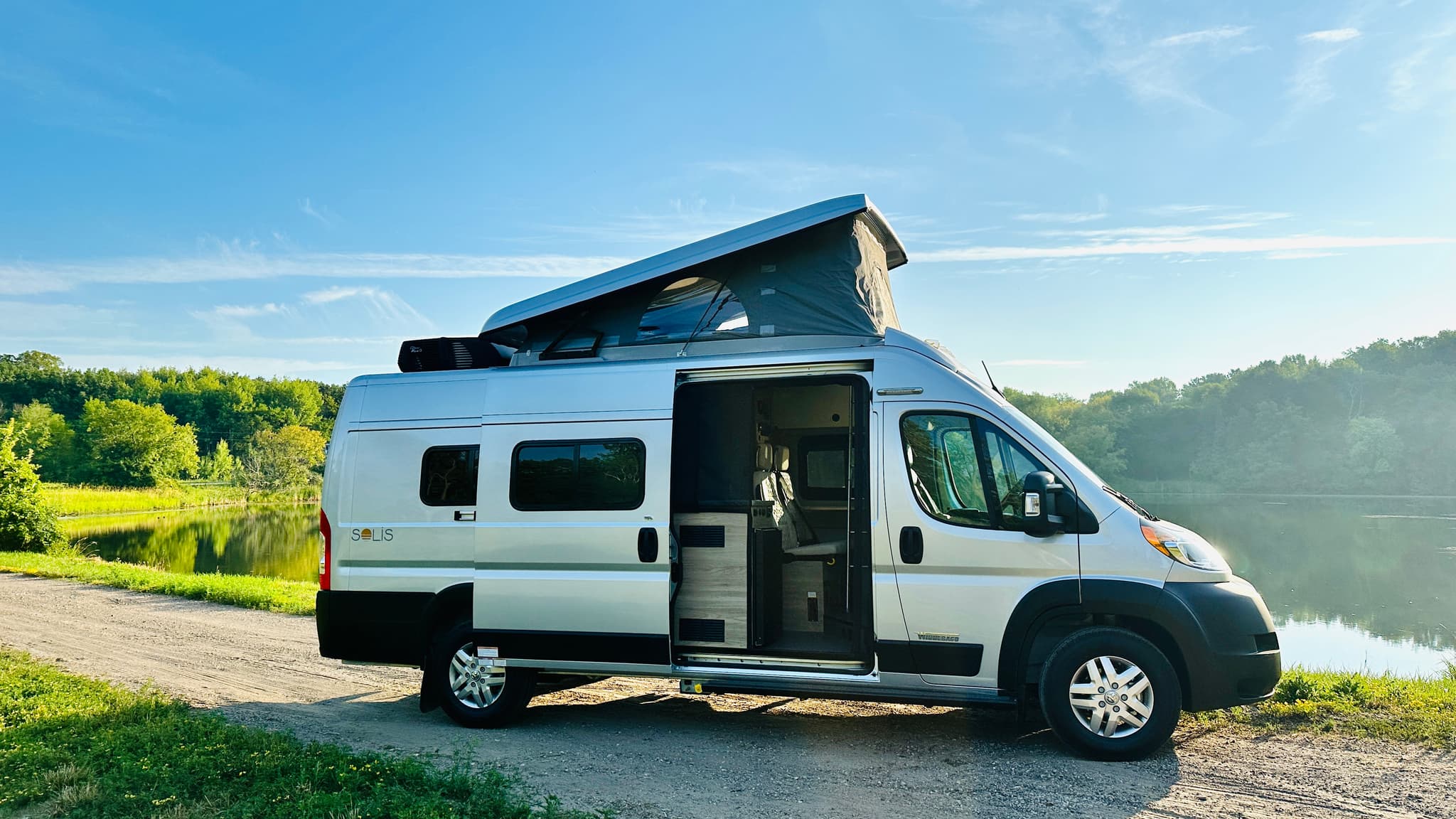 "Tiger" 2023 Winnebago Solis 59PX