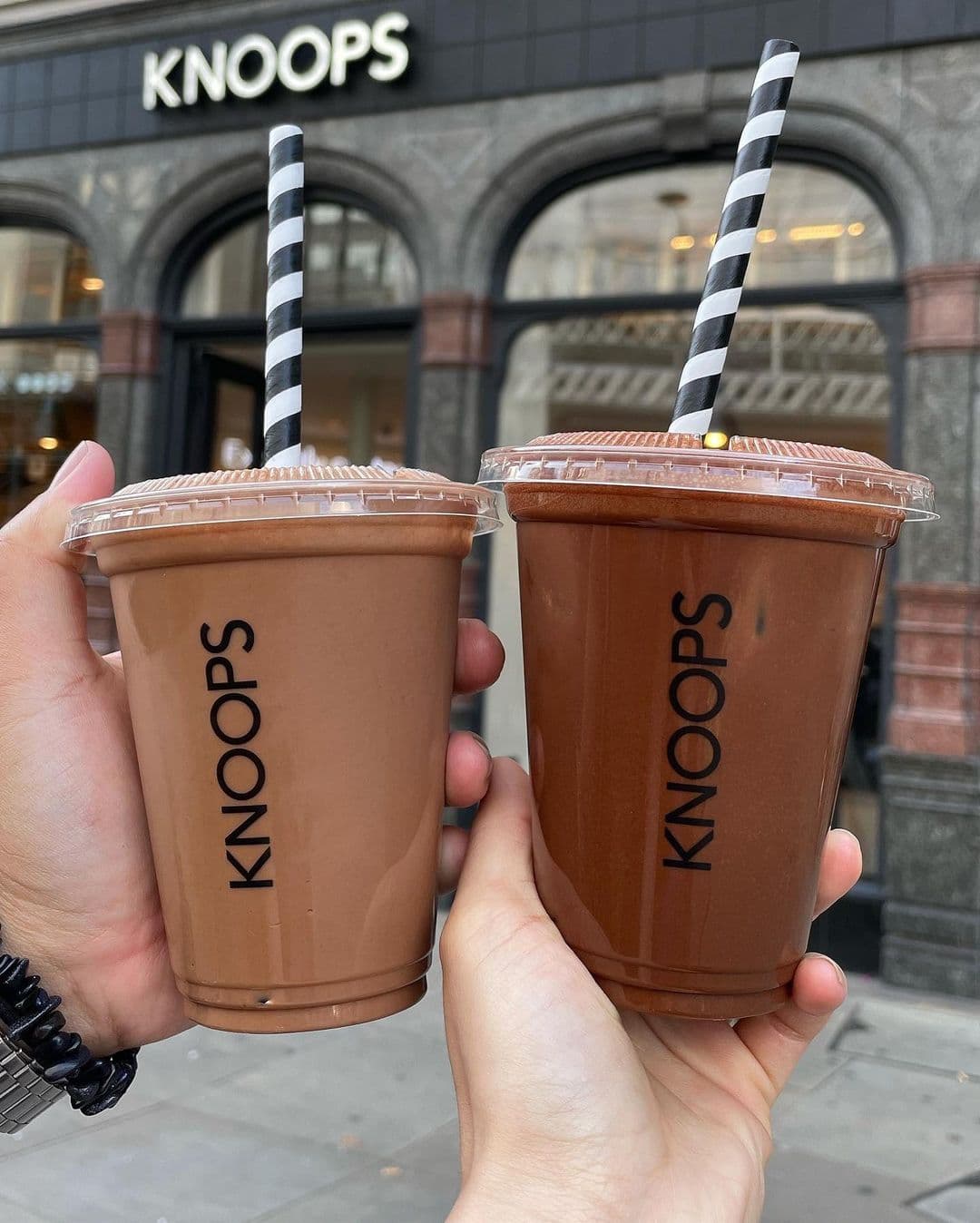 Knoops  - Travel destination